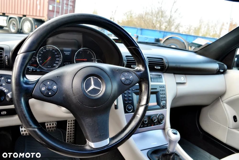 Mercedes-Benz Klasa C 220 CDI Sport Edition - 6