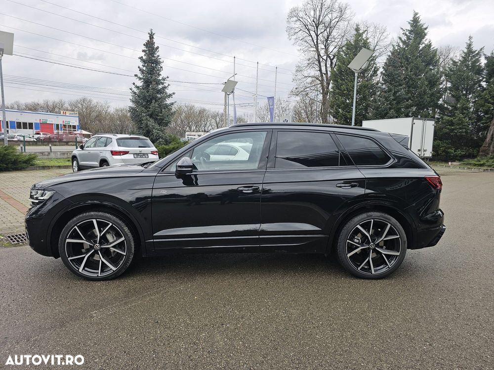 Volkswagen Touareg V6 TDI 4MOTION R-Line - 3