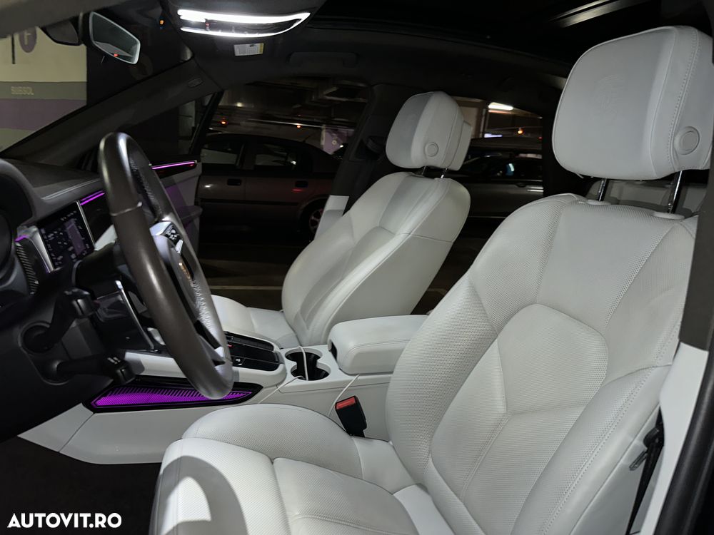 Porsche Macan Standard - 31