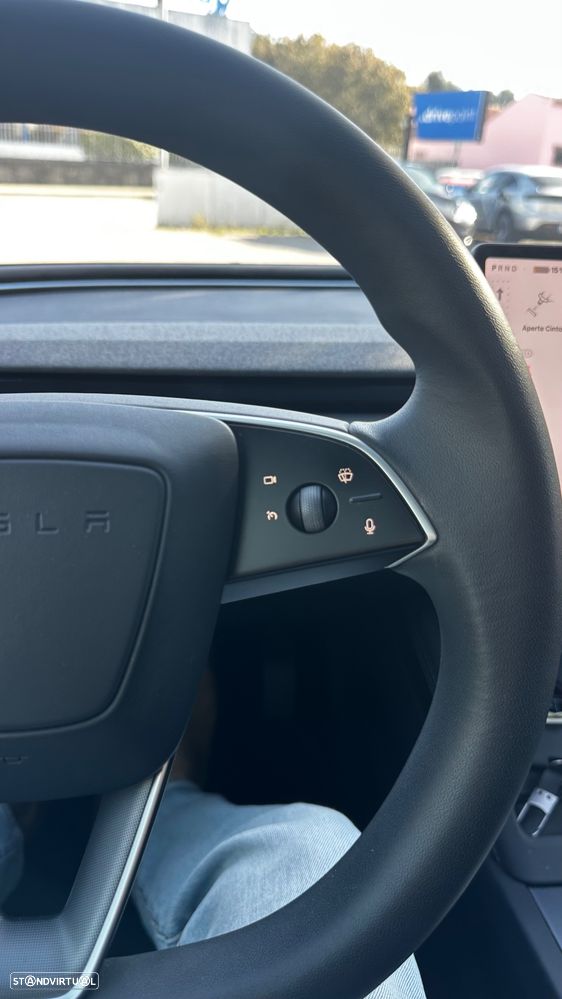 Tesla Model 3 Tração Traseira - 27