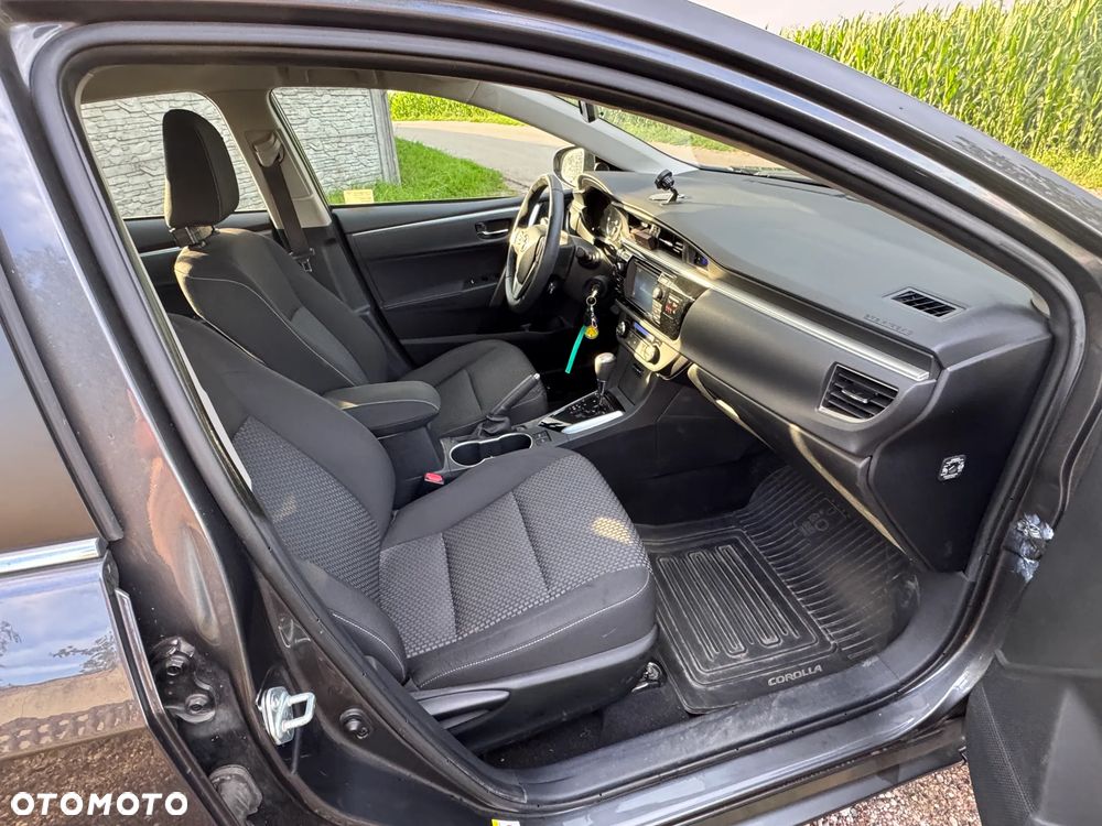 Toyota Corolla 1.6 Premium MS - 16