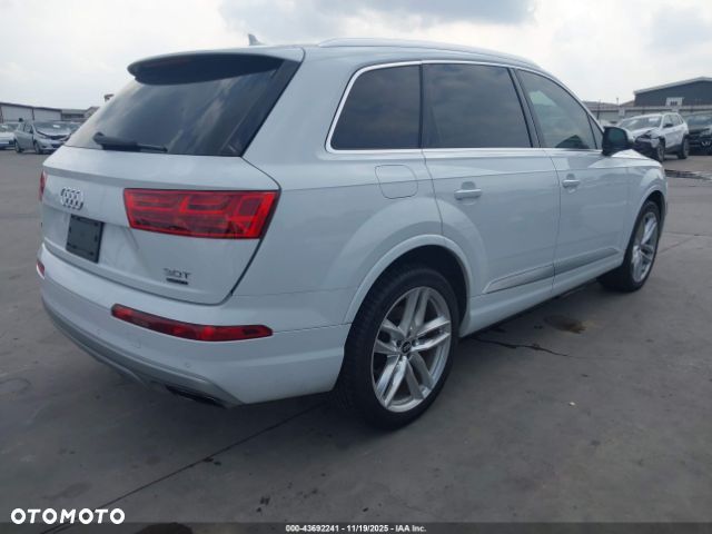 Audi Q7 3.0 TFSI Quattro Tiptronic - 5