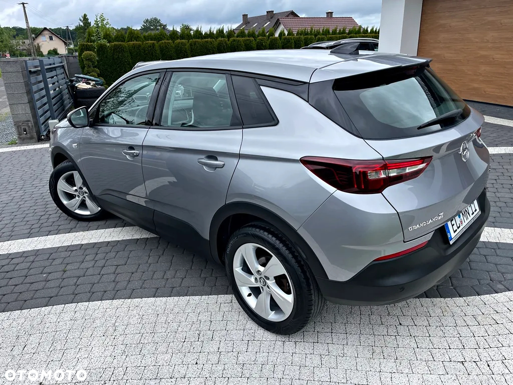 Opel Grandland X 1.5 CDTI Design&Tech S&S - 17