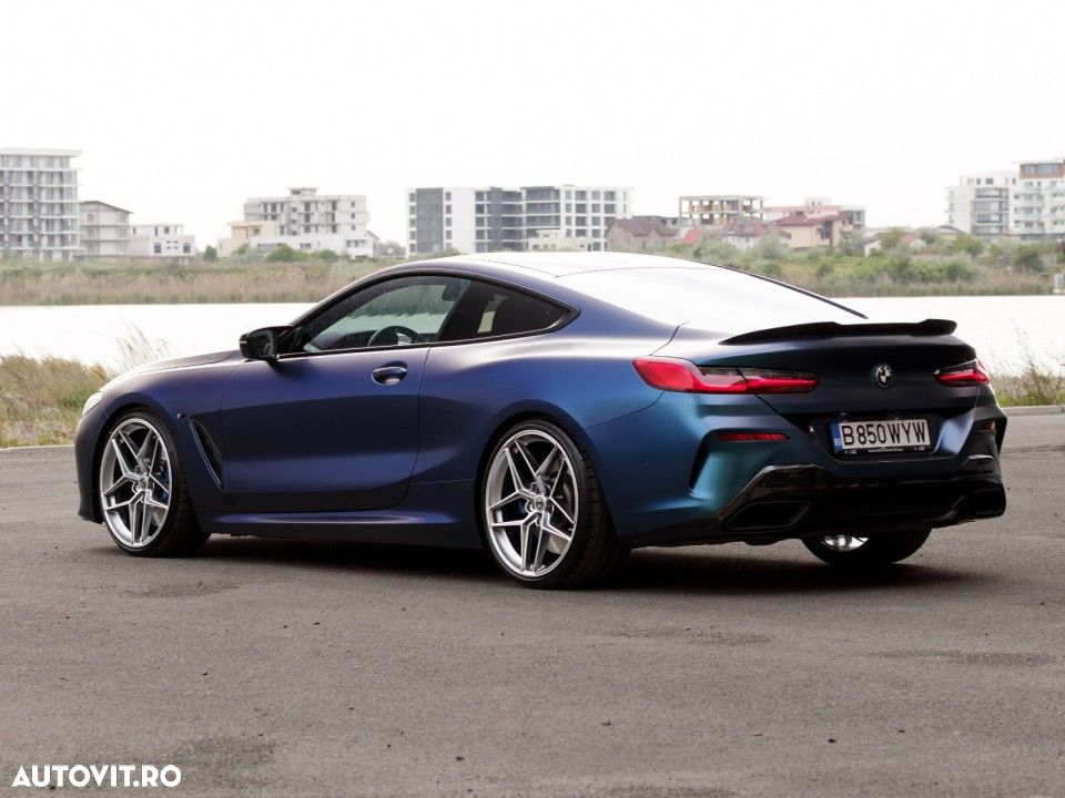 BMW M8 - 10