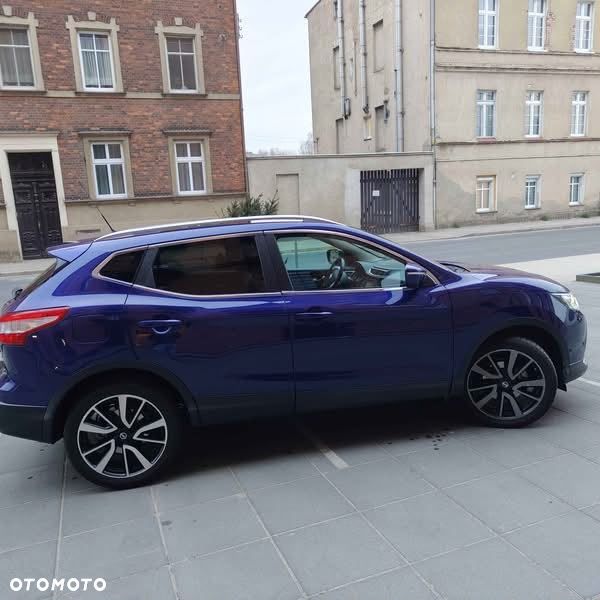 Nissan Qashqai - 2