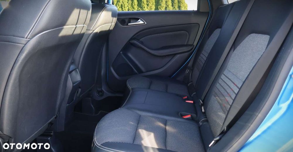 Mercedes-Benz Klasa B - 16