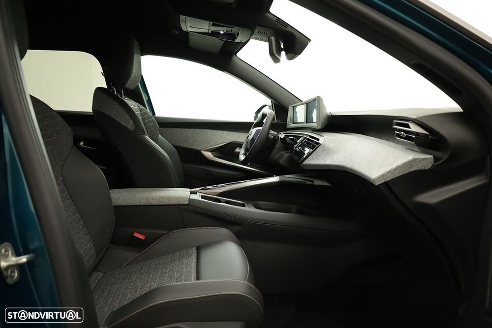 Peugeot 5008 1.2 Hybrid Allure e-DCS6 - 18