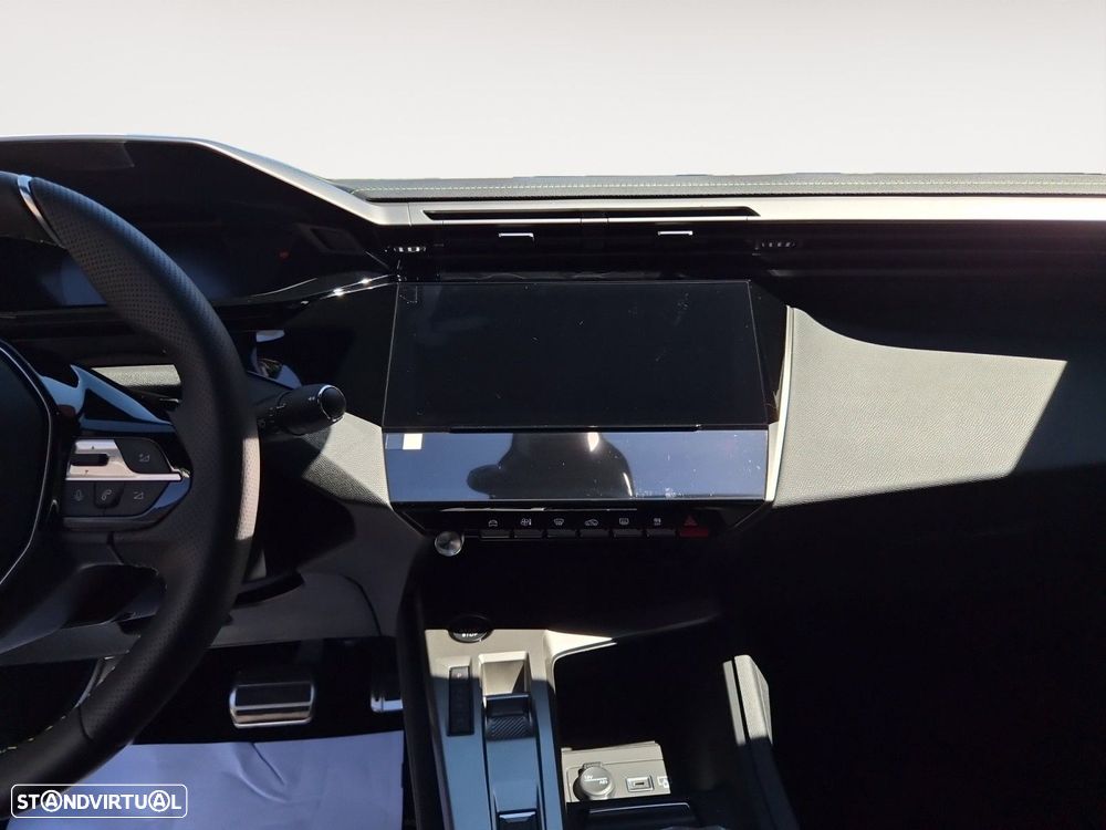 Peugeot 408 1.2 Hybrid GT e-DCS6 - 12