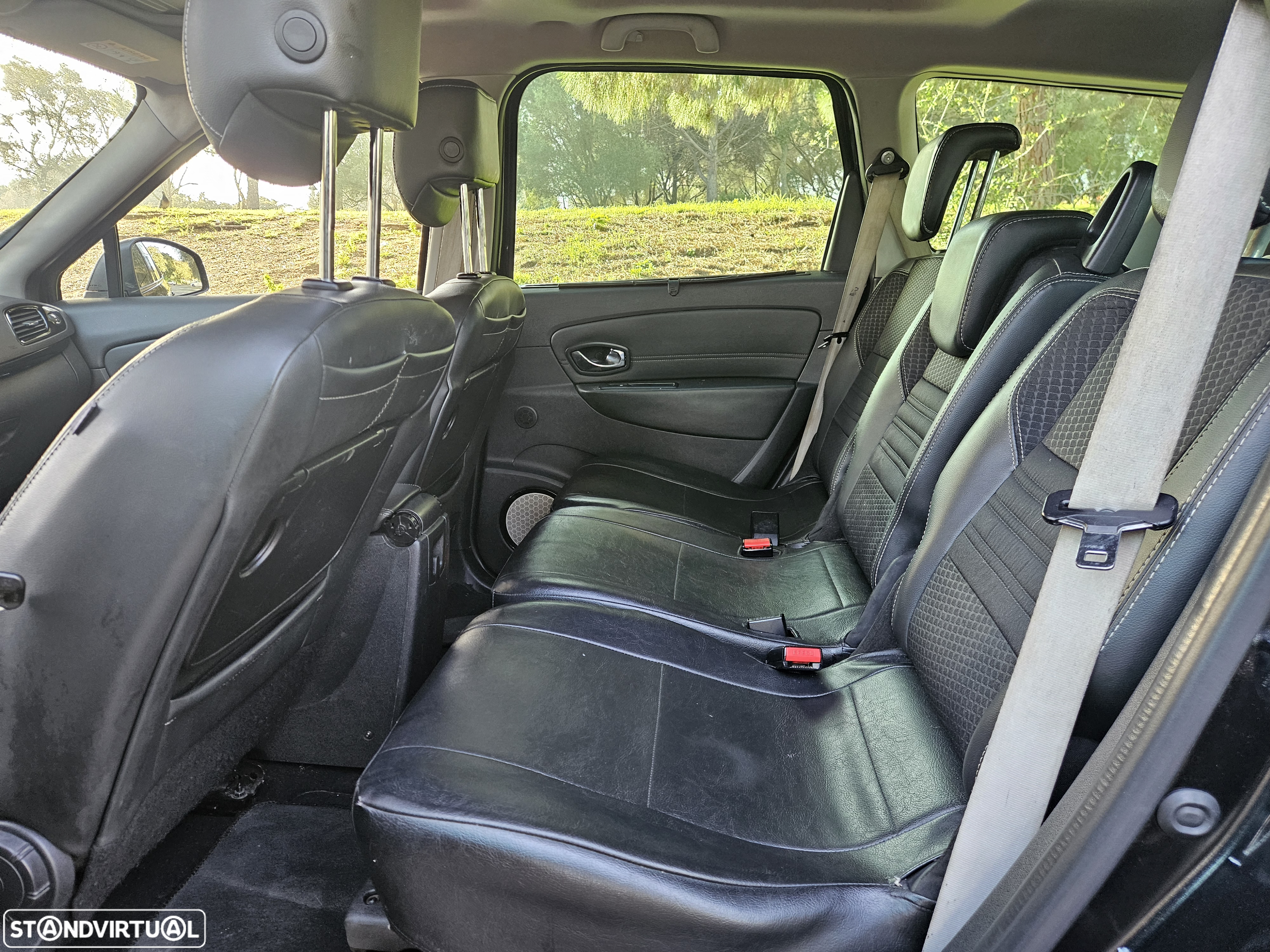 Renault Grand Scénic 1.6 dCi Bose Edition SS - 30