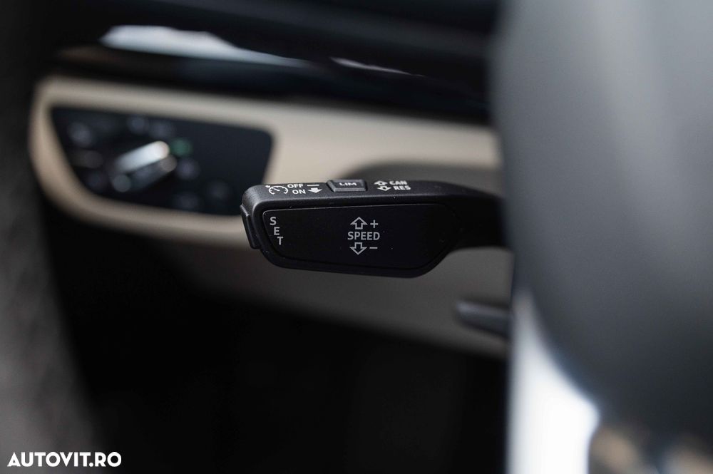 Audi Q5 40 TDI quattro S tronic S line - 33