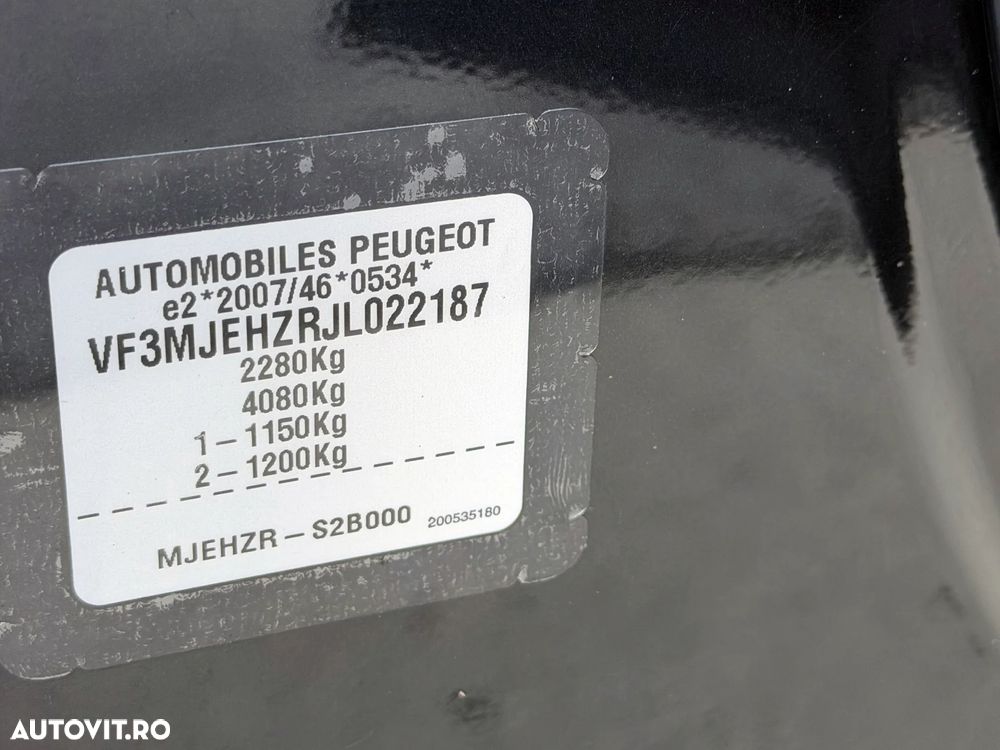 Peugeot 5008 2.0 BlueHDI s&s EAT8 GT - 36