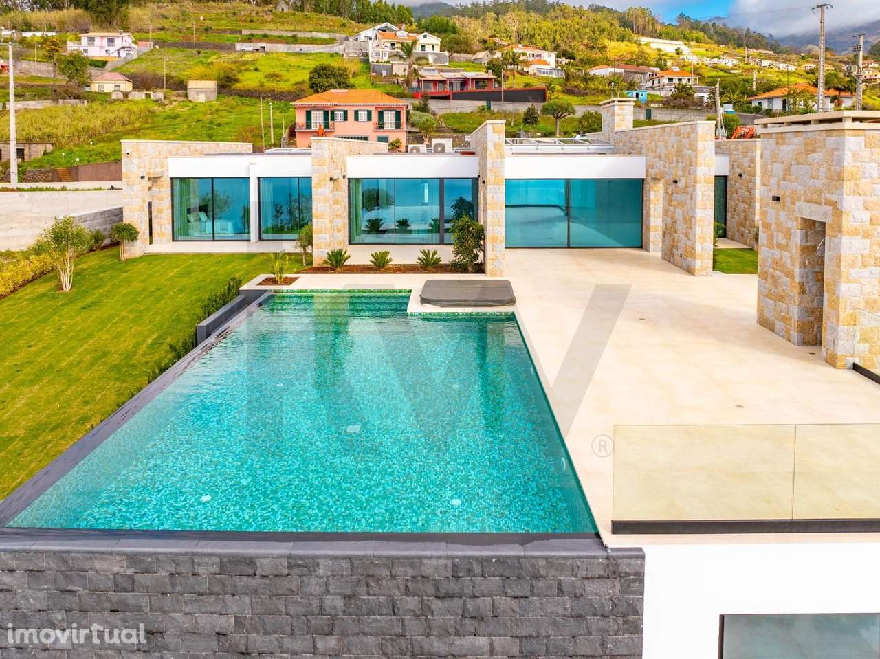 Moradia Térrea, T3 Totalmente Mobilada e equipada! Piscina, solário co - Grande imagem: 3/60