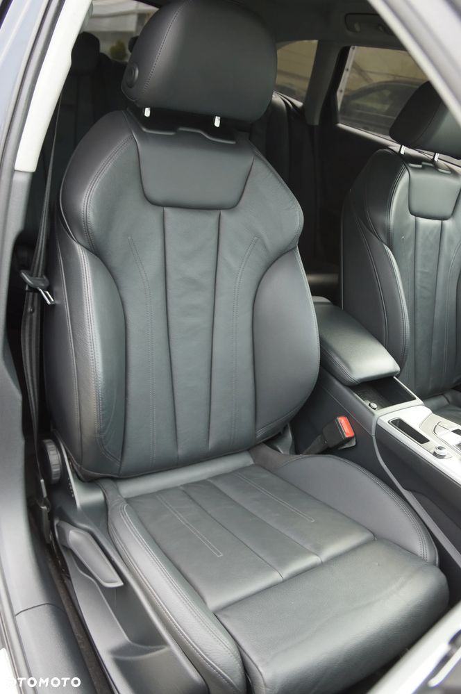 Audi A4 Avant 2.0 TDI S tronic - 32