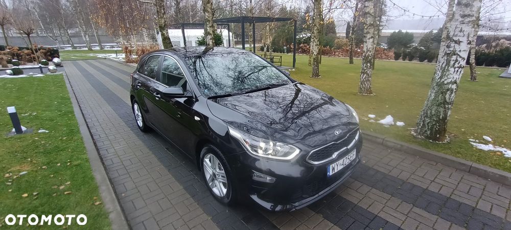 Kia Ceed 1.4 L Business Line - 2