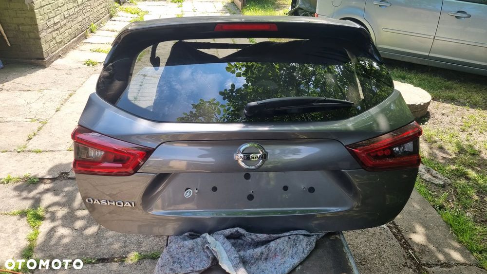 KLAPA TYLNA BAGAŻNIKA NISSAN QASHQAI II J11 CZARNA KOMPLETNA LIFTBACK 2013-2021 - 1