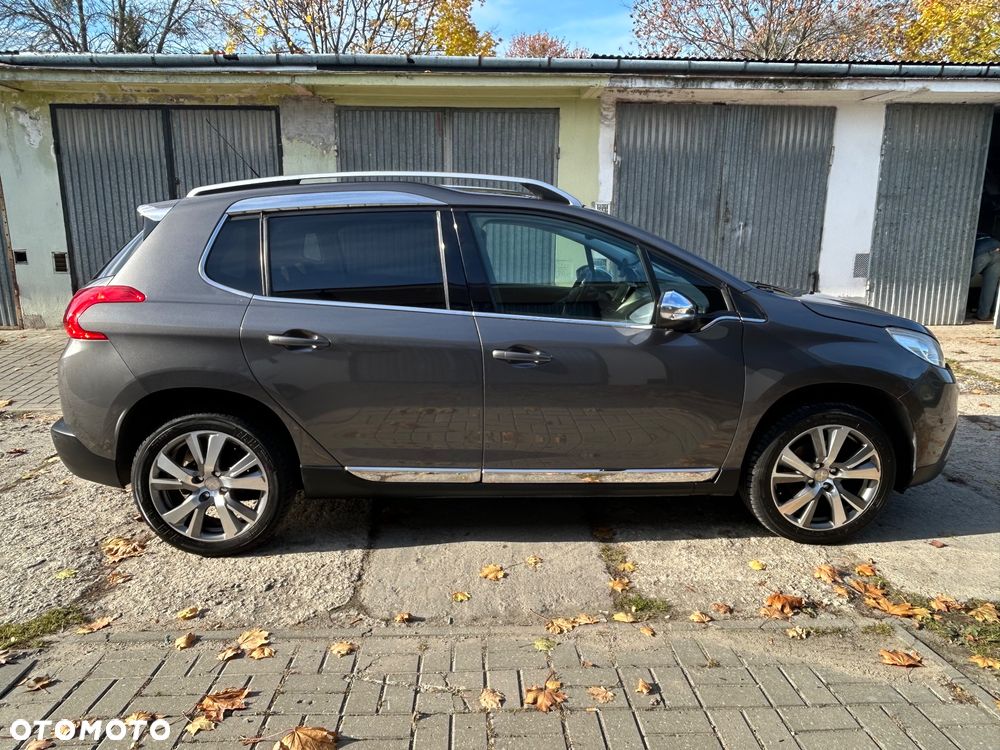 Peugeot 2008 1.6 e-HDi Allure S&S - 6