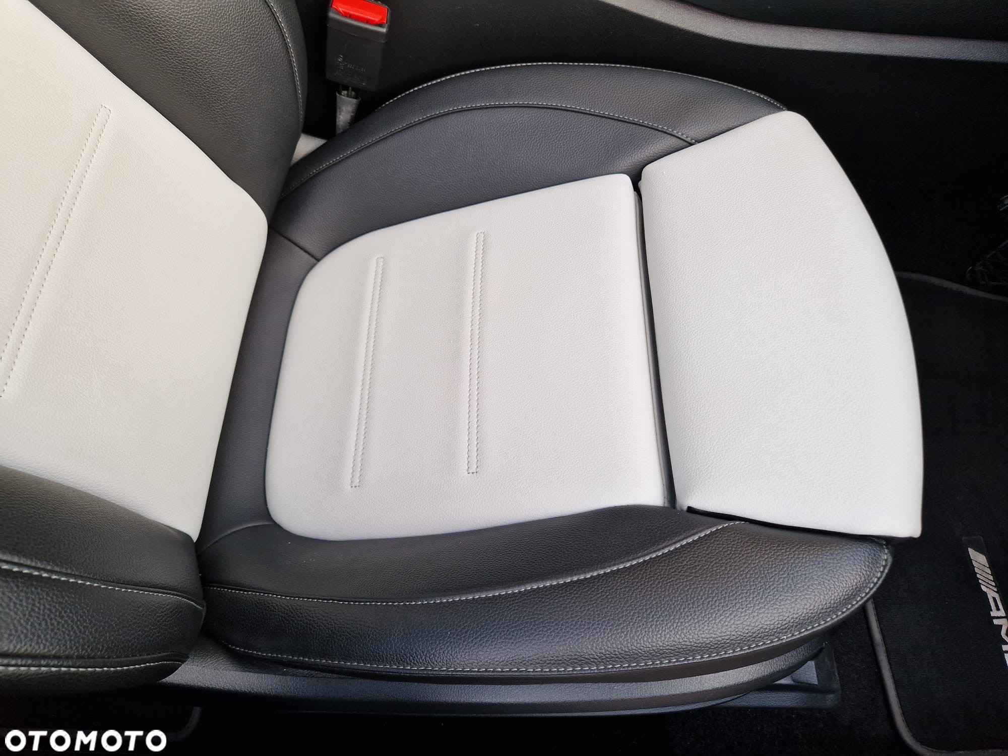 Mercedes-Benz CLA 250 4-Matic 7G-DCT - 39