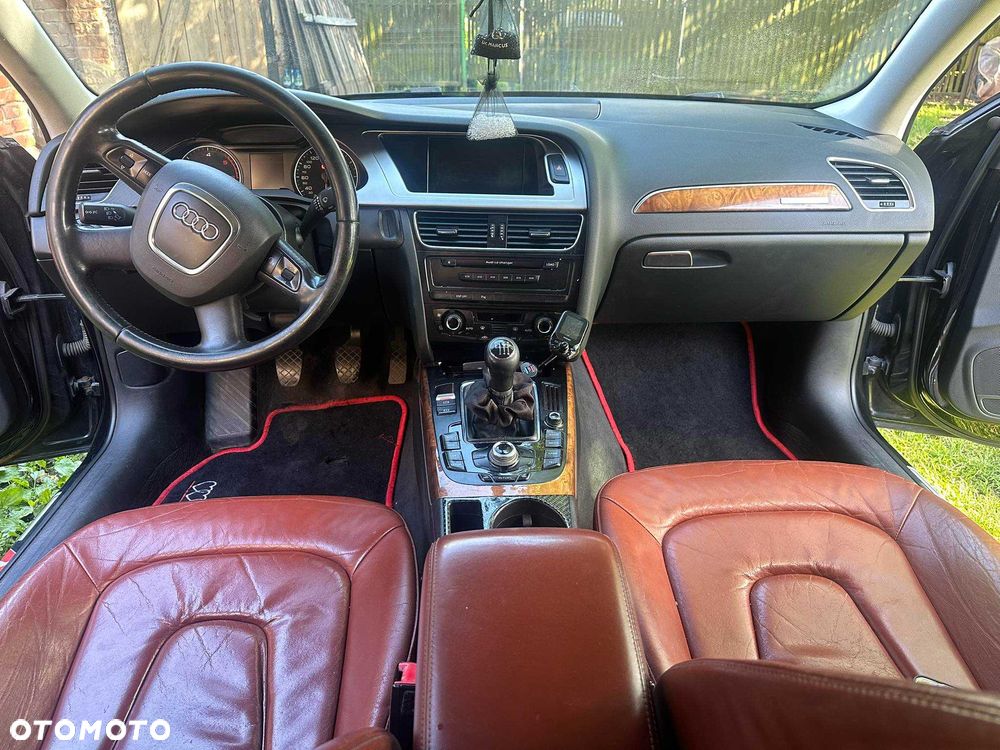 Audi A4 Limousine - 2