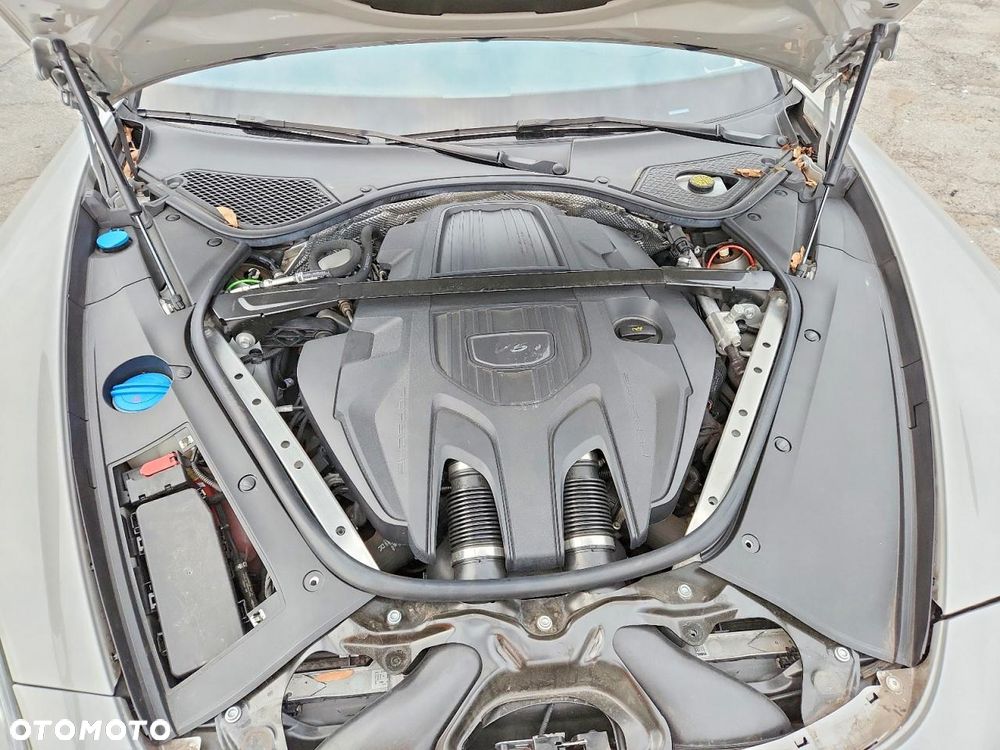 Porsche Panamera - 13