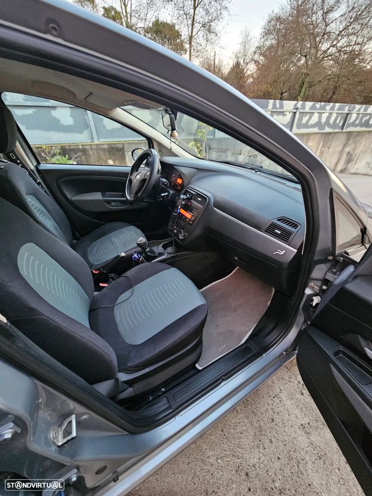 Fiat Grande Punto 1.2 Active - 11