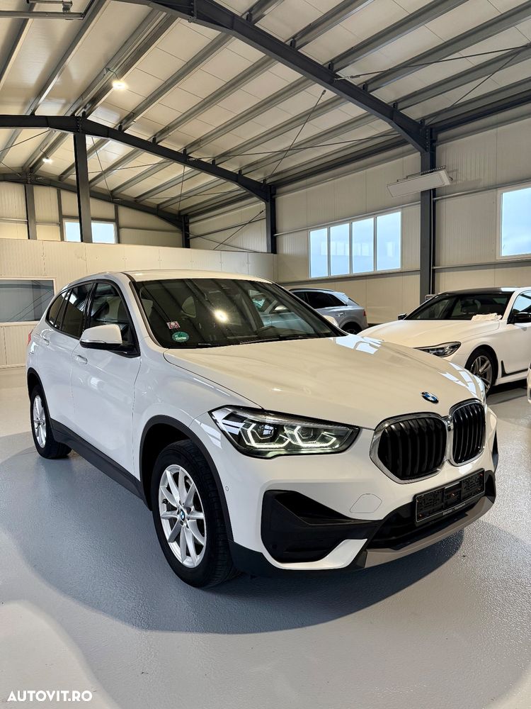 BMW X1 sDrive18d Aut. xLine - 3