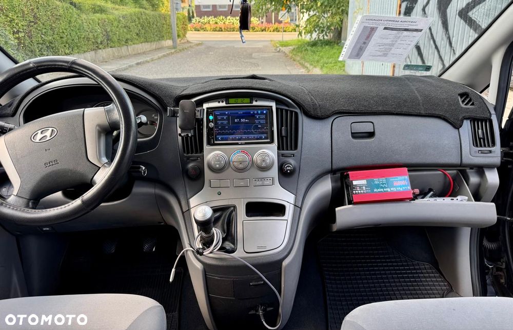Hyundai H-1 2.5 CRDi Comfort - 13