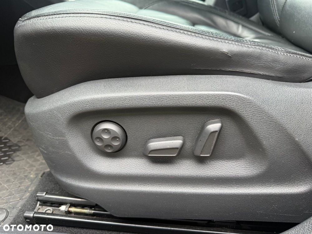 Volkswagen Tiguan - 20