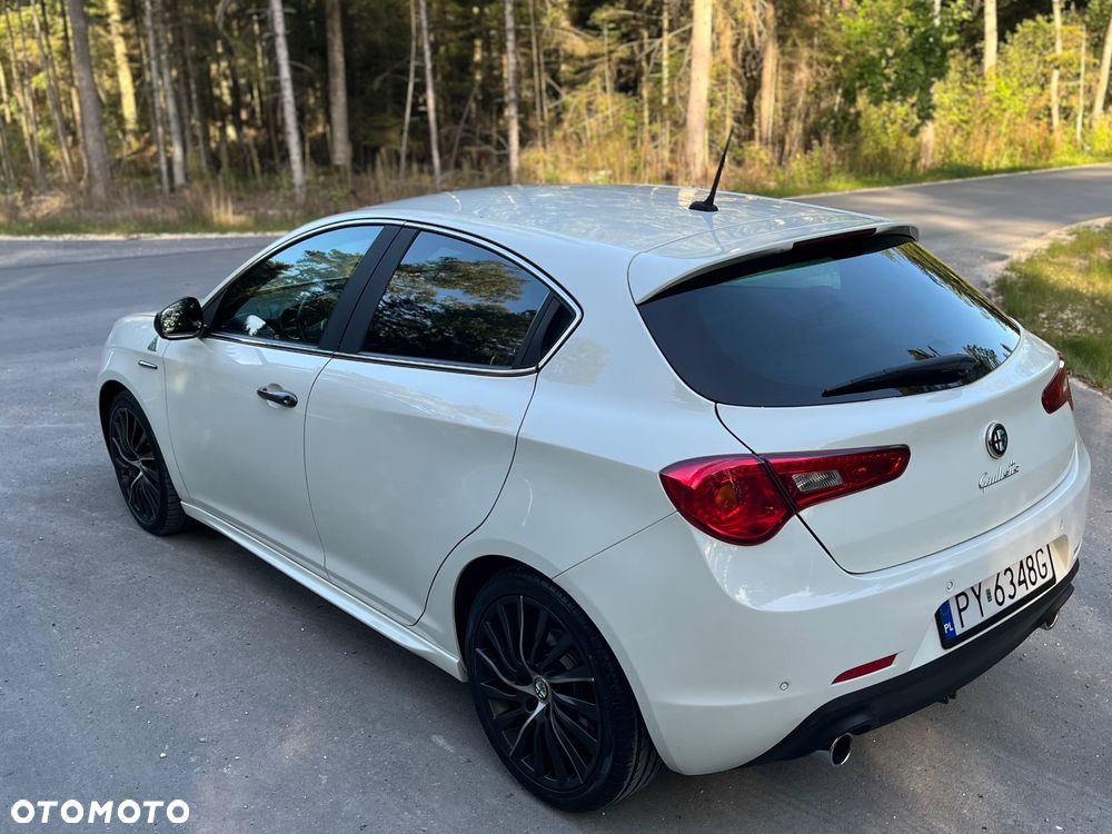 Alfa Romeo Giulietta 1750 TBi QV TCT - 5