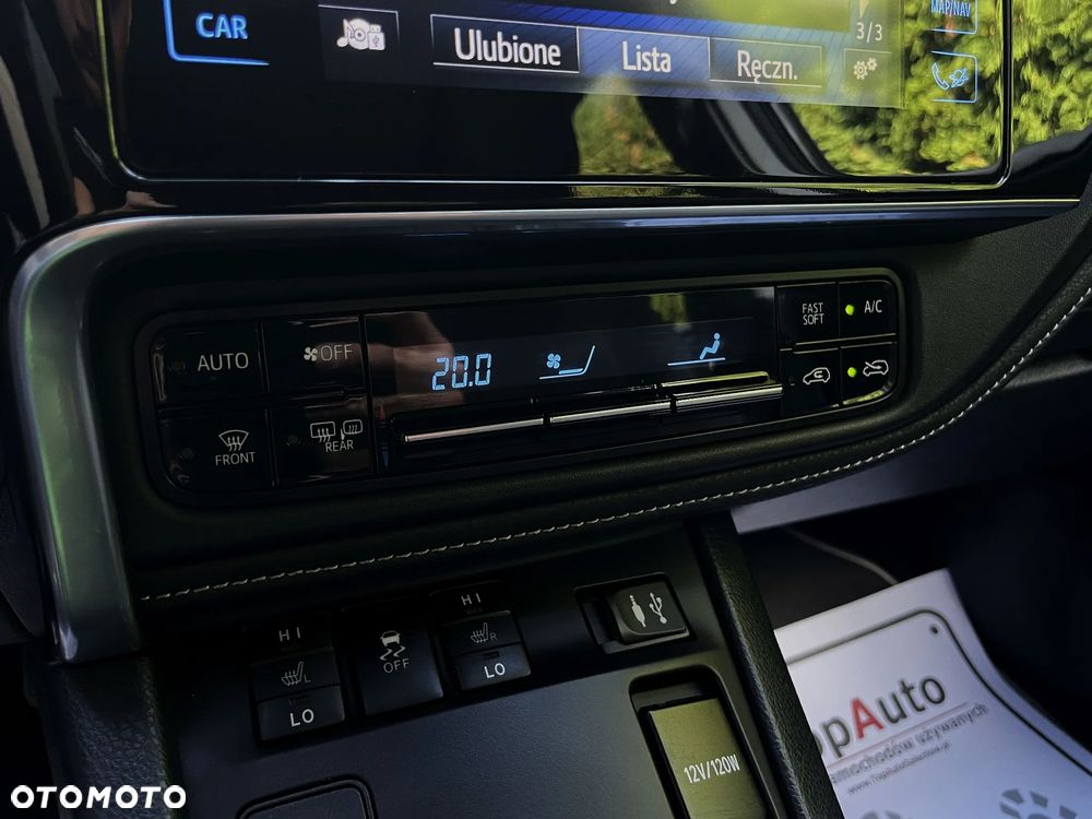 Toyota Auris Hybrid 135 Prestige - 33