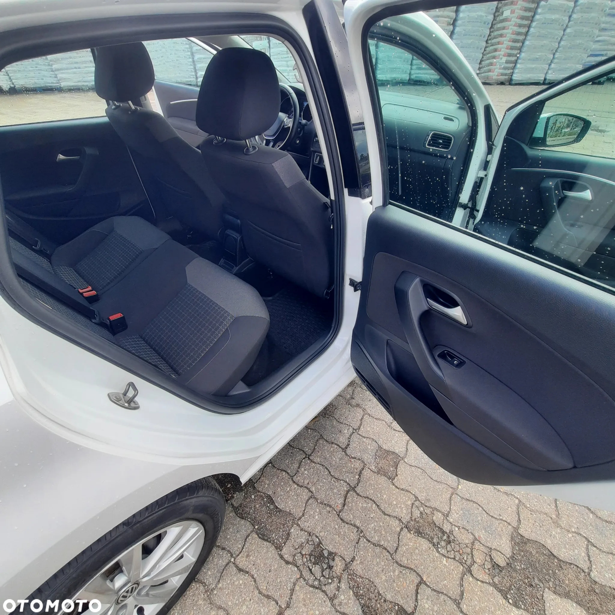 Volkswagen Polo 1.4 TDI (Blue Motion Technology) Comfortline - 21