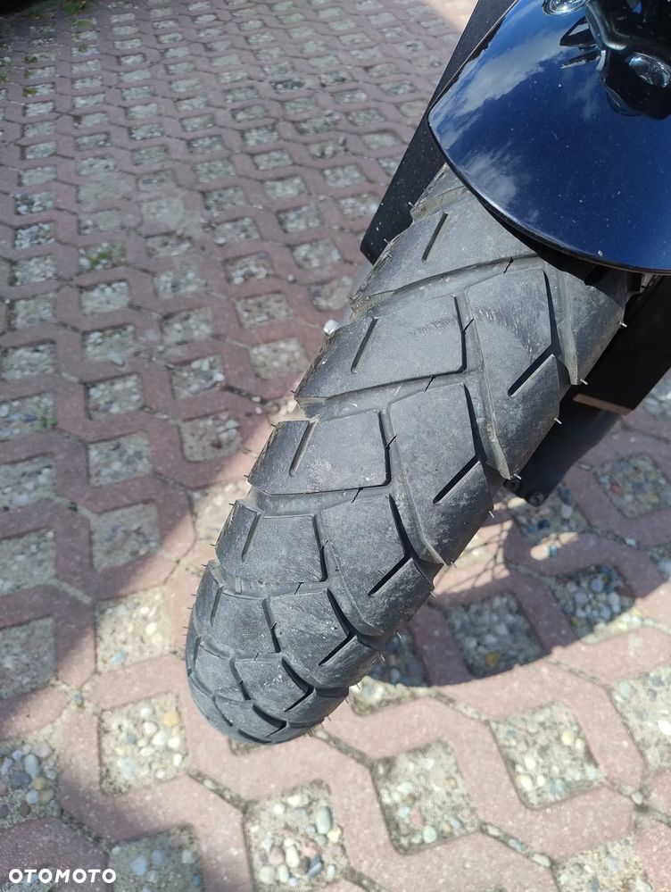 Honda VFR - 8