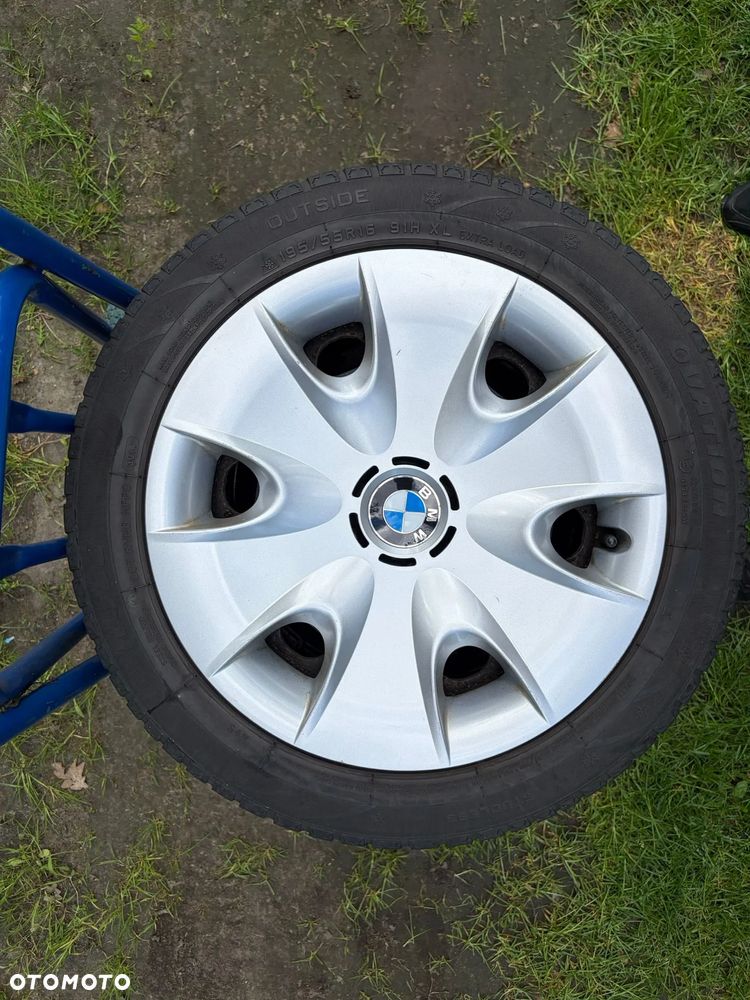 BMW Seria 1 116i - 30