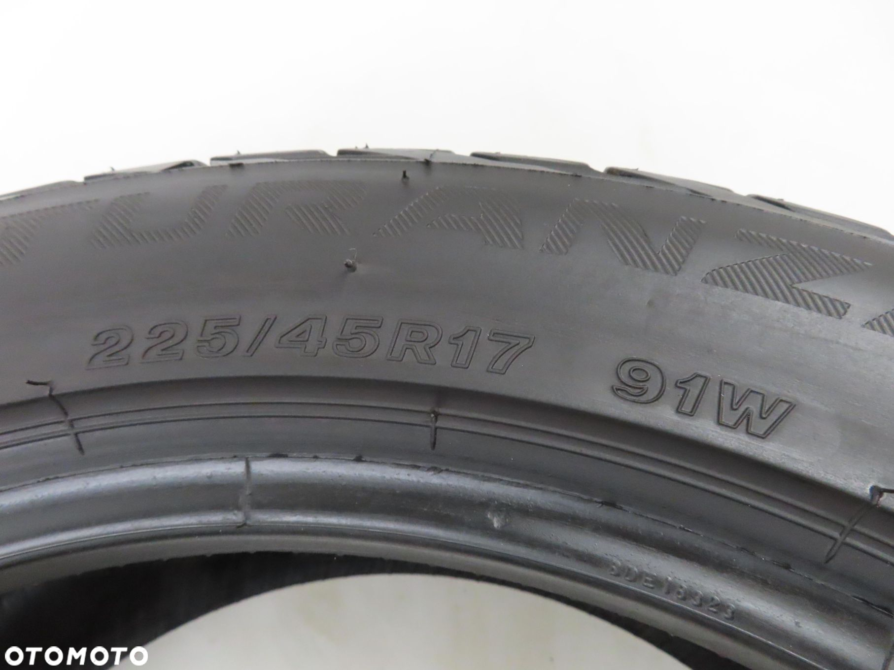 225/45R17 OPONA LETNIA Bridgestone Turanza T001 91W - 4
