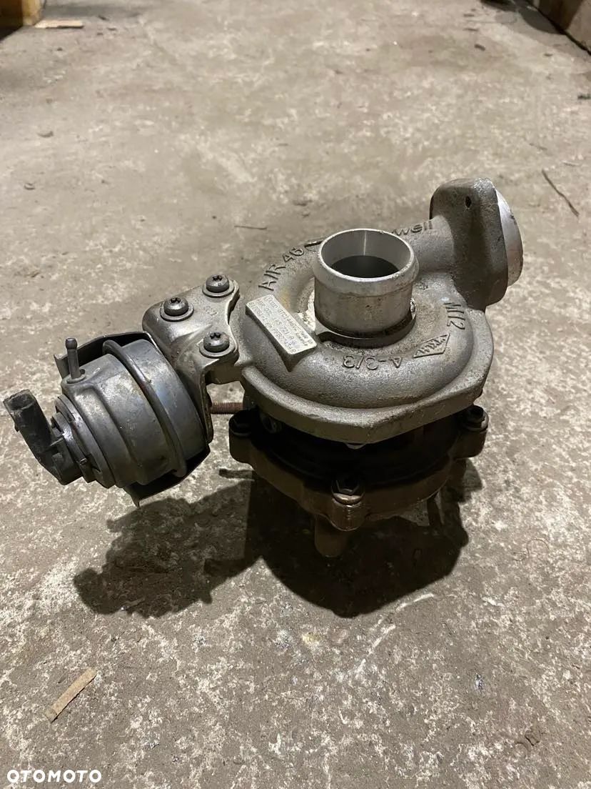 AUDI A4 B8 A5 8T 2.0 TDI TURBOSPRĘŻARKA 03L145721A - 1