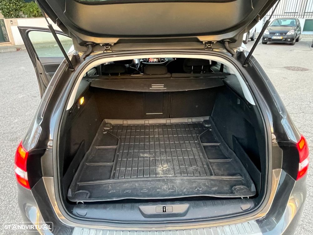 Peugeot 308 SW 1.5 BlueHDi Style - 12