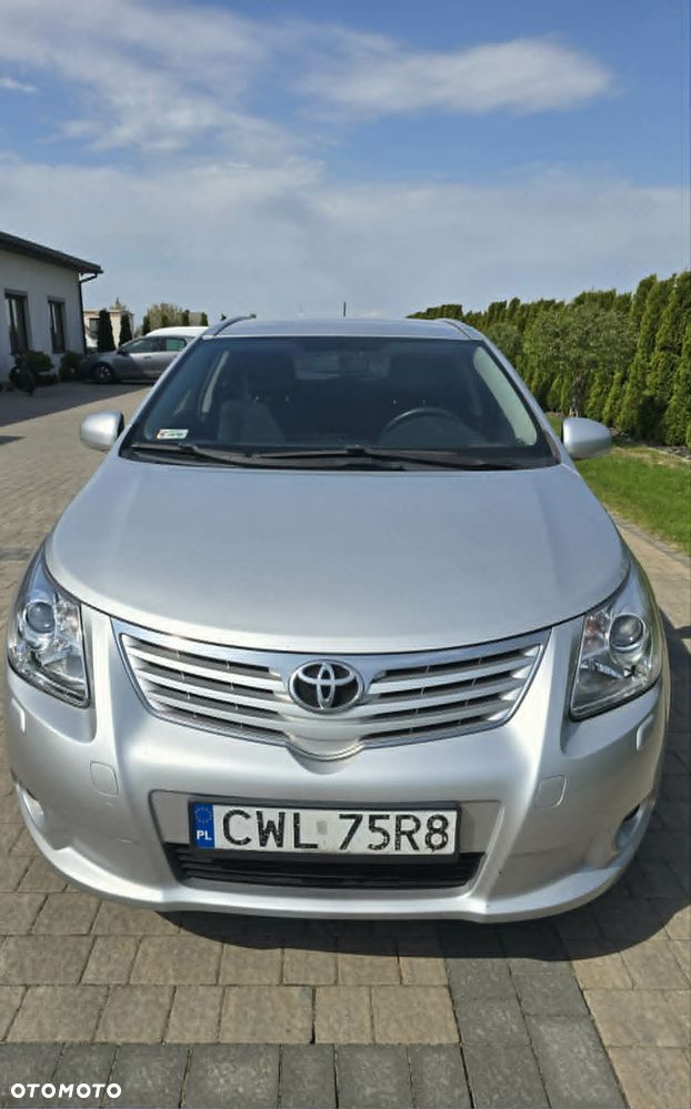 Toyota Avensis 2.0 D-4D 2010 - 2