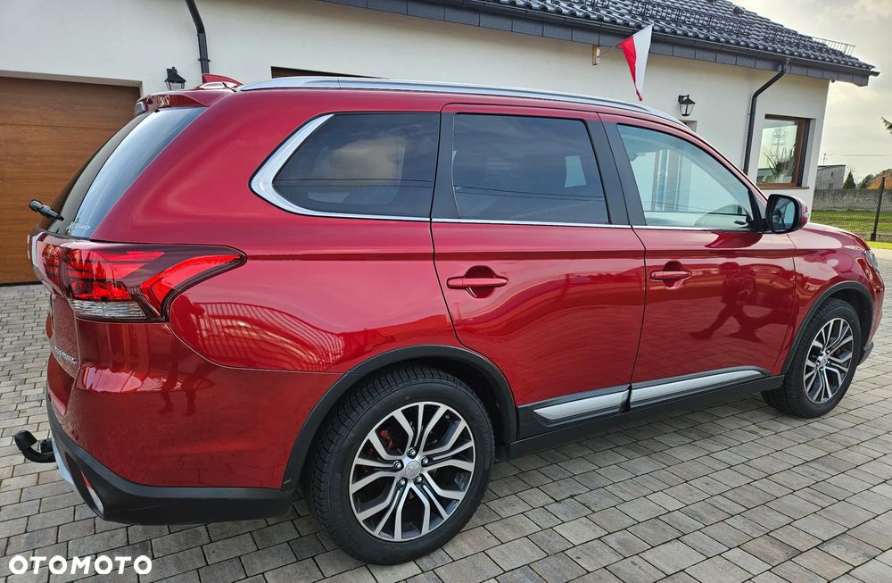 Mitsubishi Outlander 2.0 Intense Comfort 4WD CVT - 19