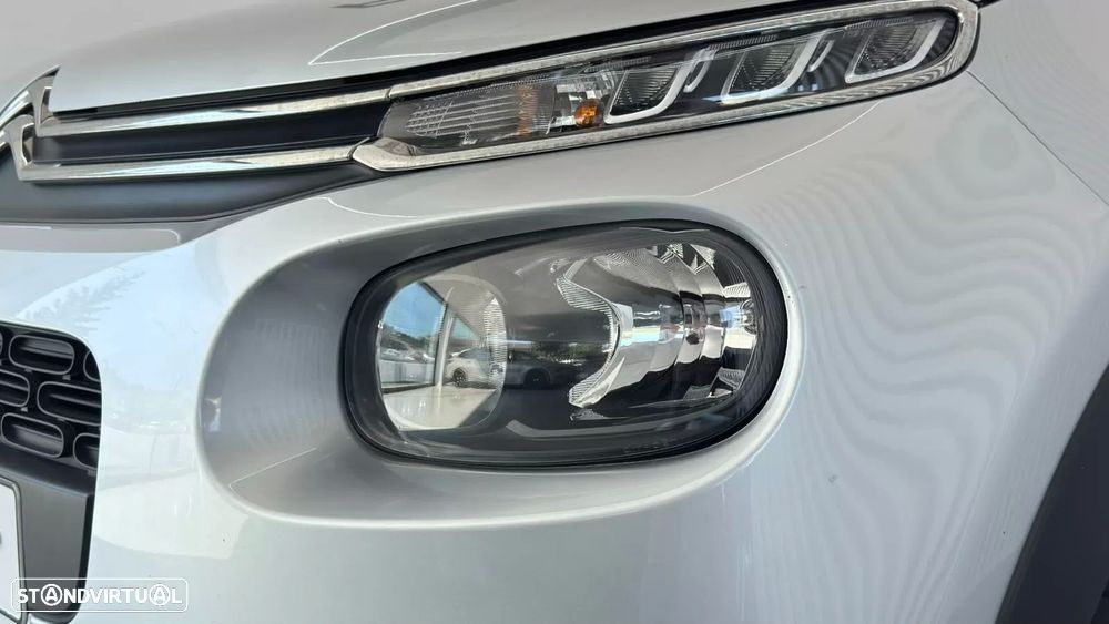 Citroën C3 1.2 PureTech Shine - 3