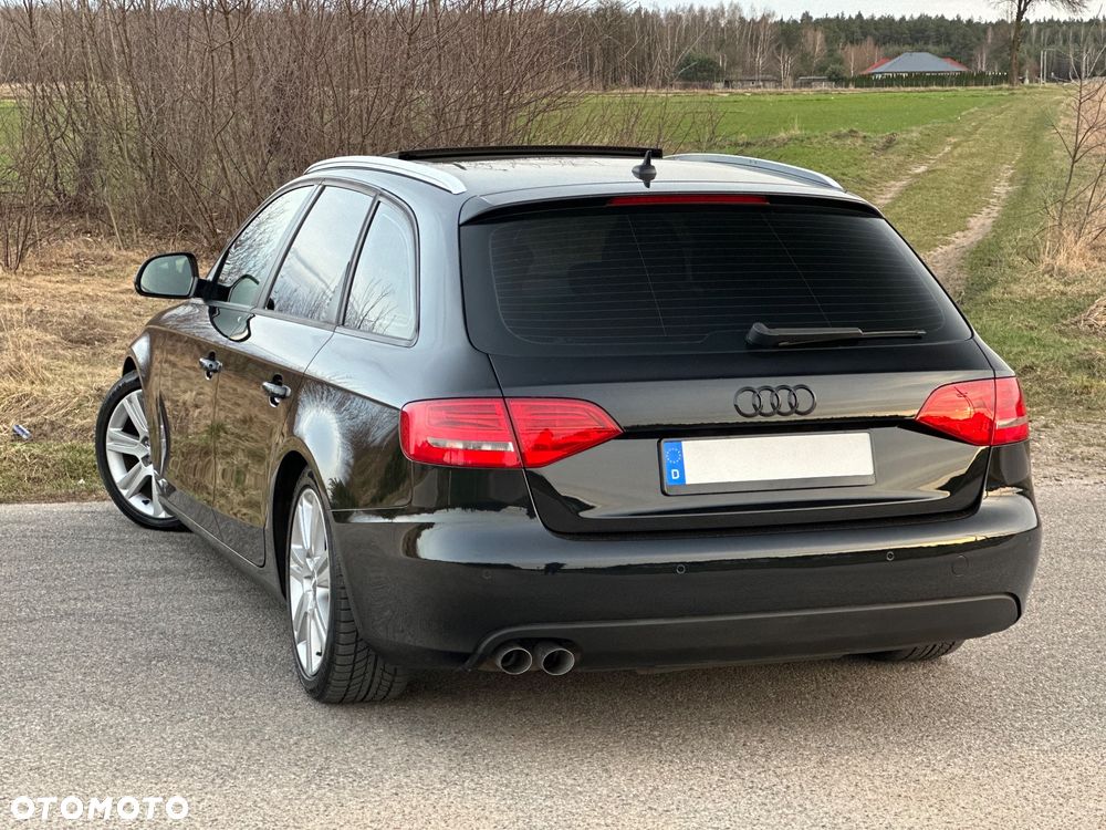 Audi A4 Avant - 9