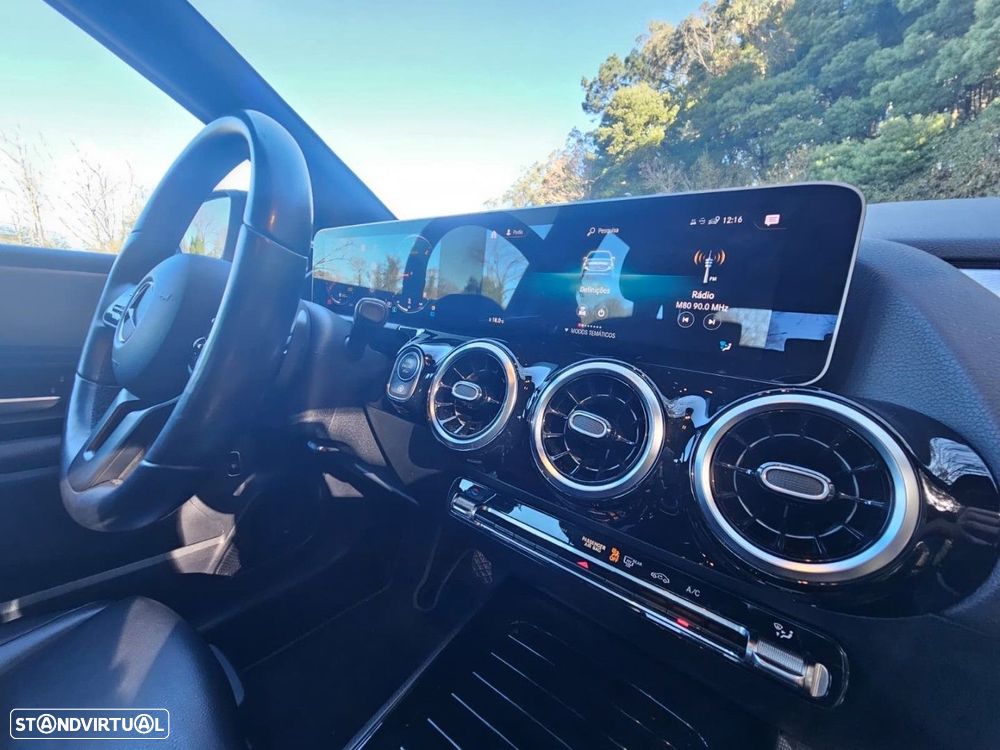 Mercedes-Benz B 180 d Style Plus Aut. - 27