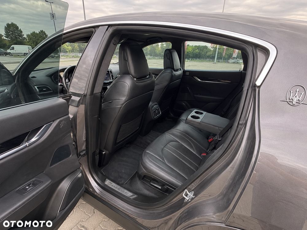 Maserati Levante - 10
