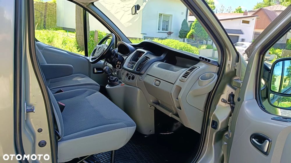 Opel Vivaro L2H1 2.9t Edition - 25