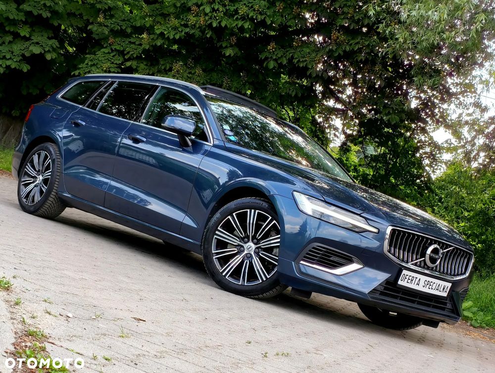 Volvo V60 T8 AWD Twin Engine Geartronic Inscription - 2