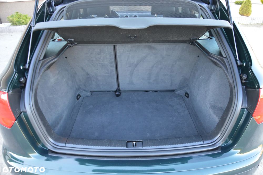 Audi A3 Sportback 2.0 TDI S line Sportpaket plus - 29