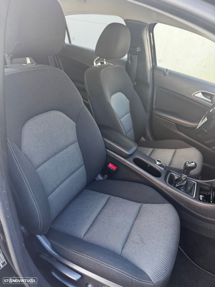 Mercedes-Benz A 160 CDI - 13