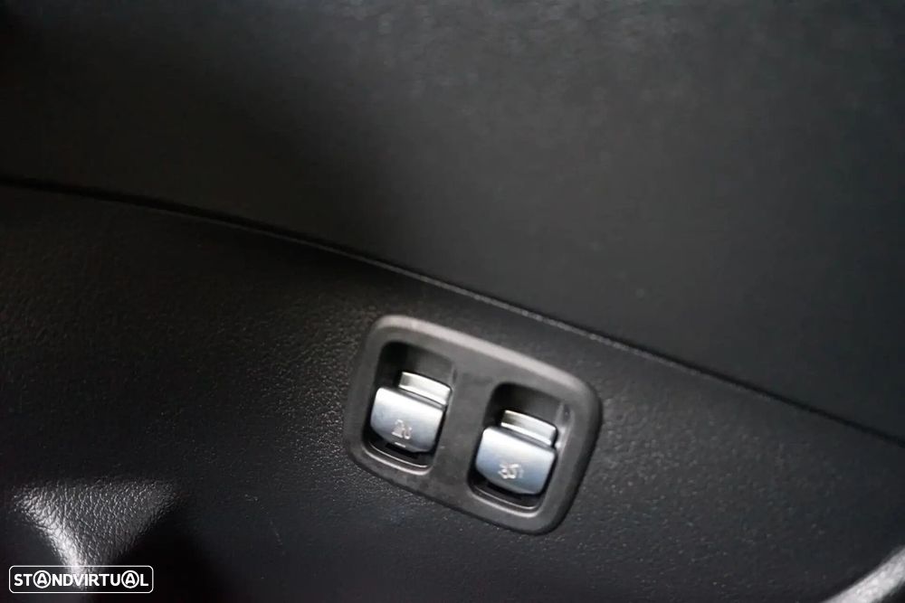Mercedes-Benz C 300 - 21