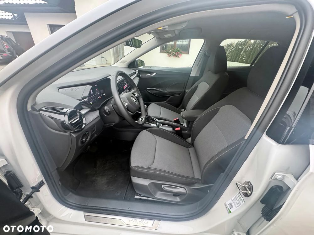 Skoda Fabia 1.0 TSI DSG Selection - 13