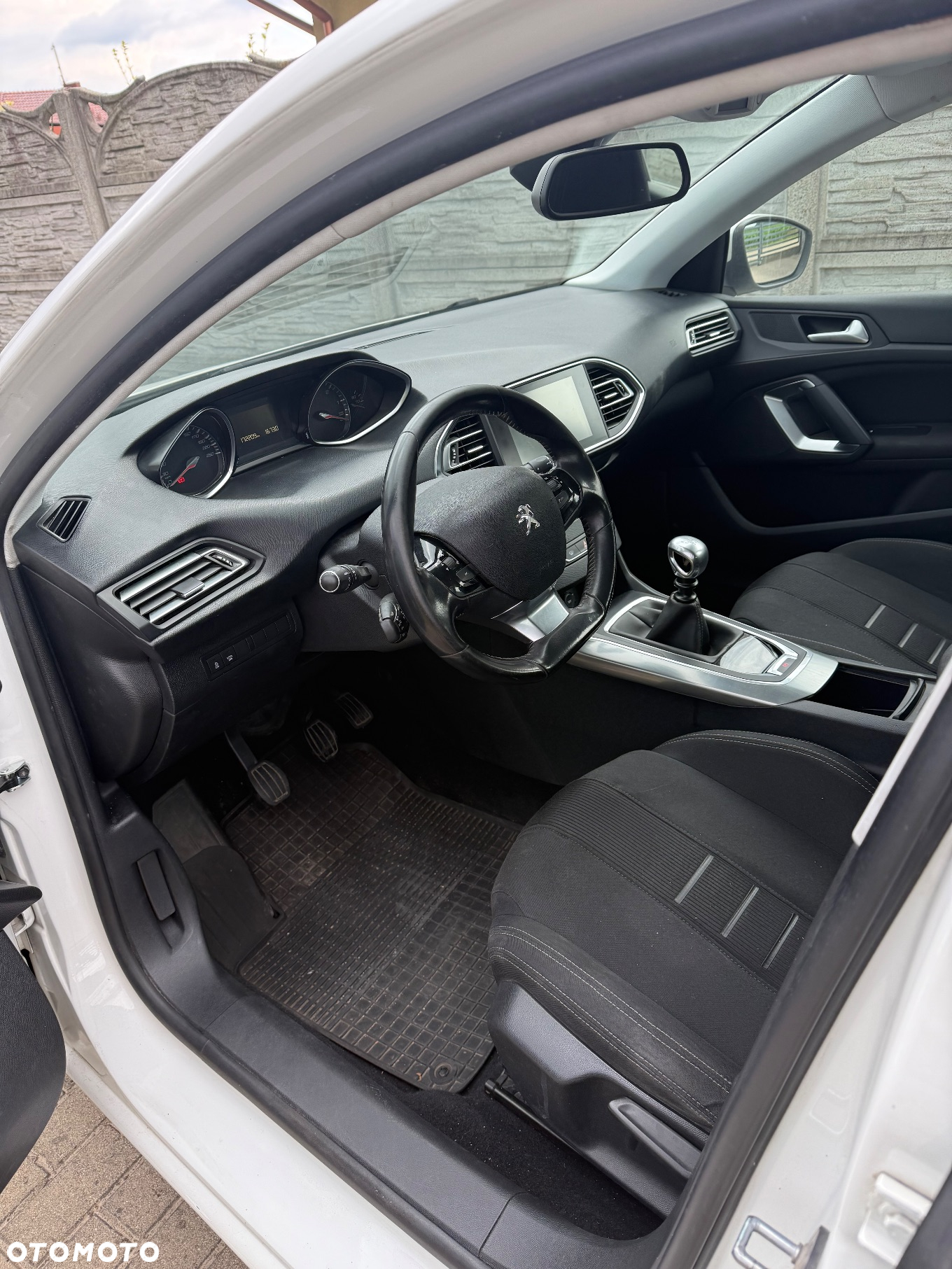 Peugeot 308 e-HDi FAP 115 Stop&Start Allure - 11