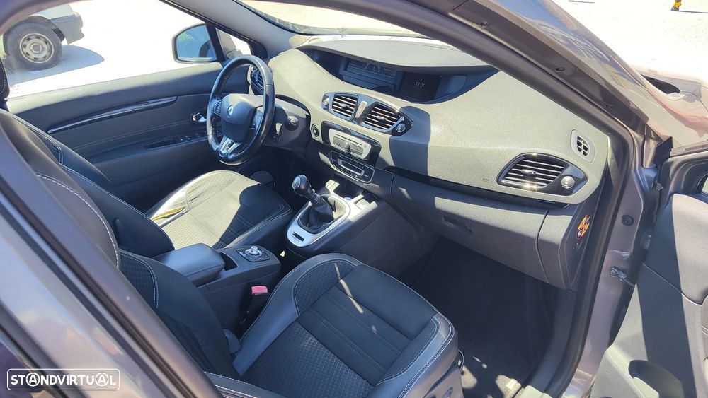 Renault Grand Scénic 1.5 dCi Bose Edition SS - 9