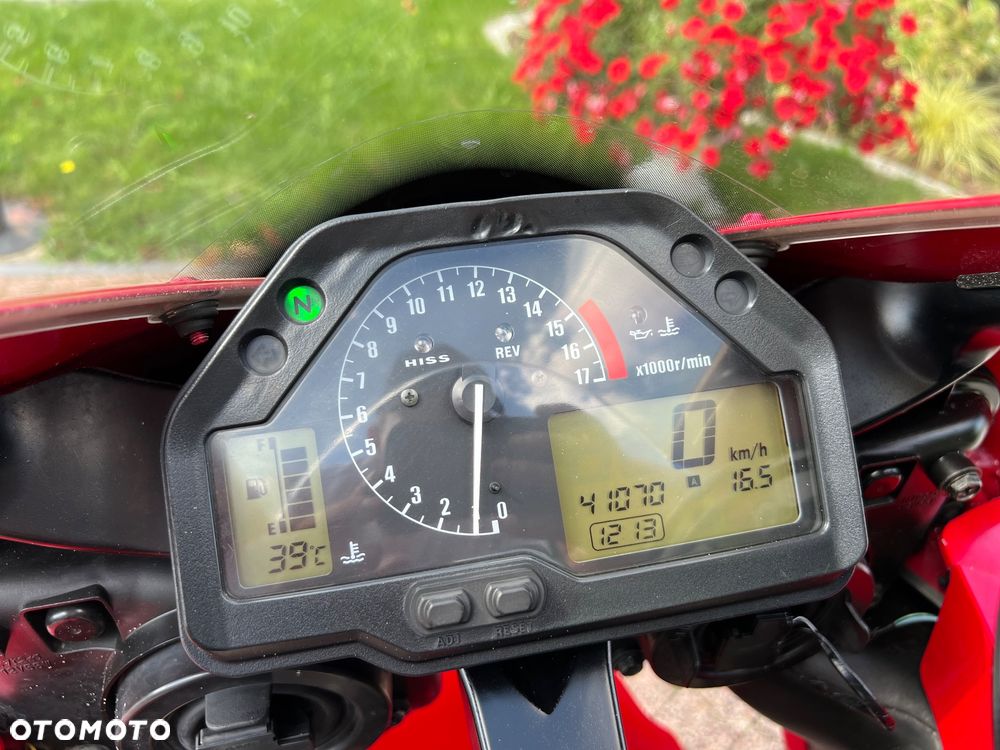 Honda CBR - 34